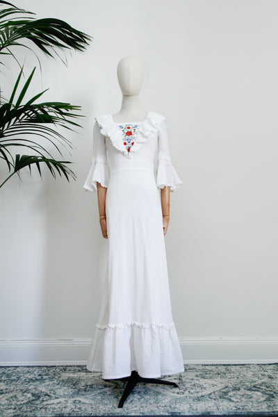 Vintage White Floral Betty Barclay Cotton Floral Cheesecloth Maxi Kaftan Dress