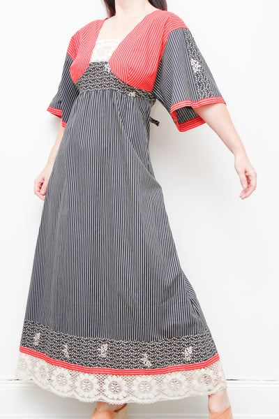 1970s Vintage Boho Kaftan Dress | Patchwork Floral Cotton Maxi with Lace Insets – Ethereal Summer Style