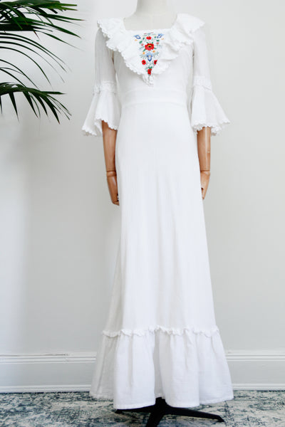 Vintage White Floral Betty Barclay Cotton Floral Cheesecloth Maxi Kaftan Dress