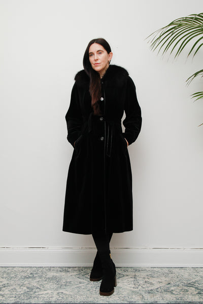 1980's Princess Penny Lane Fur Collar Black Velvet Coat