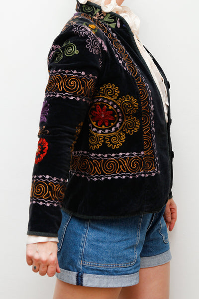 60's 70's Vintage Floral Velvet Black Blazer Jacket