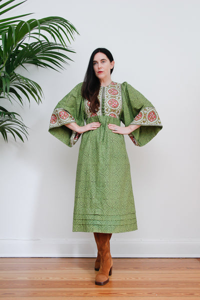 1970's Indian Cotton Sanobo Floral Bohemian Kaftan Dress